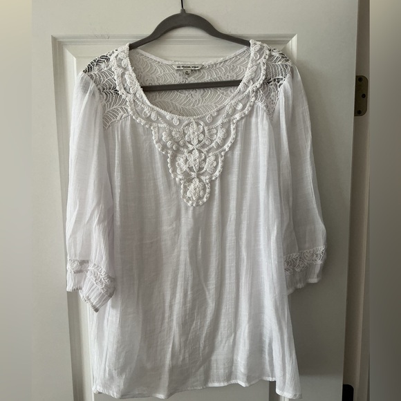 Zac & Rachel Tops - Zac & Rachel Woman Elegant White Lace/Crochet Top 2X NWOT